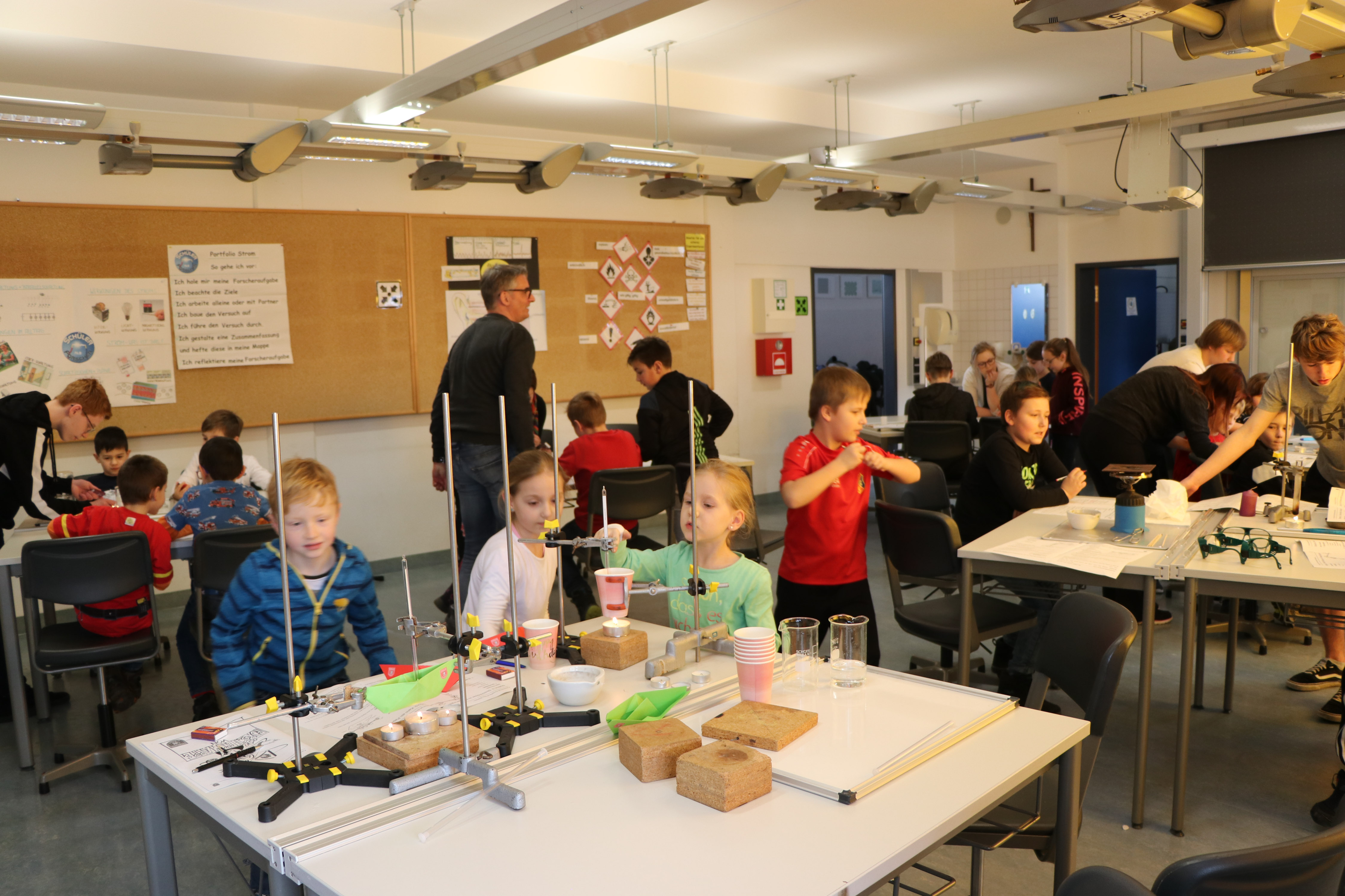 Kinderfeuerwehr durfte experimentieren